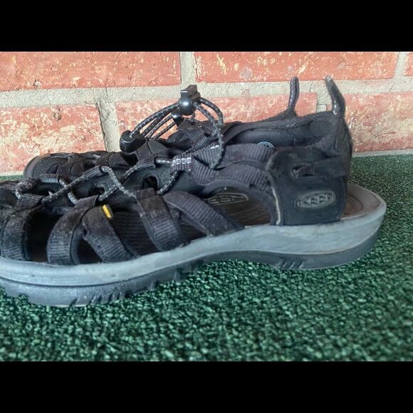 Keen Sandals size 6.5 - Picture 6 of 9